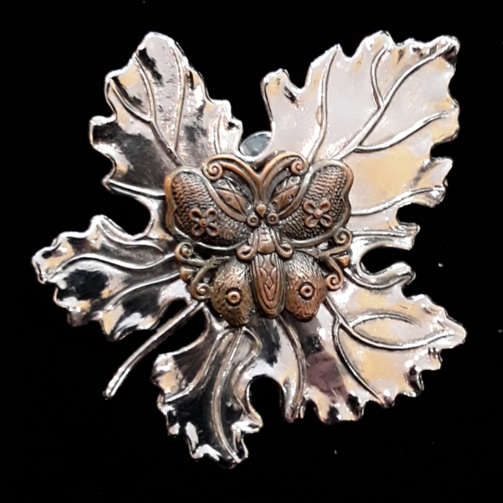 Sylvia Dahl Scarf Clip